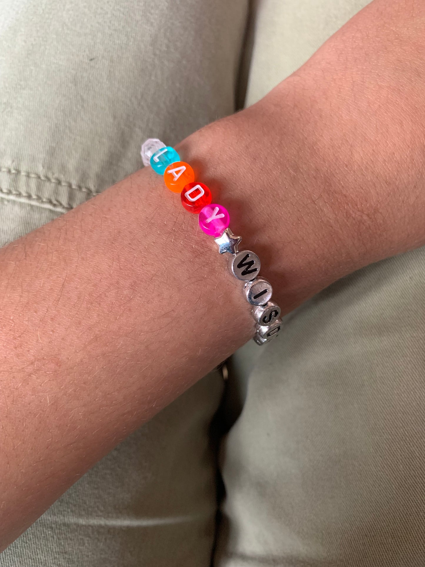 Lady wisdom elastic beaded bracelet