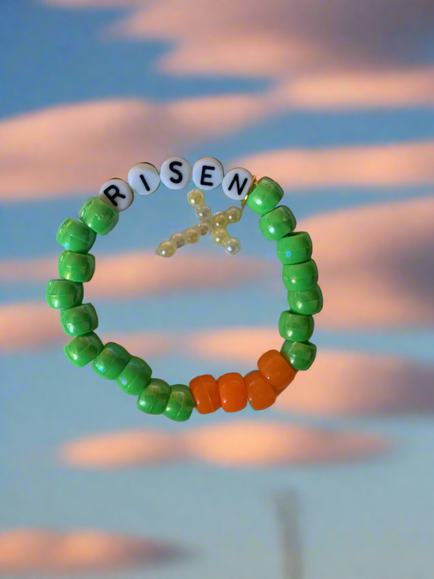 Risen beaded elastic bracelet