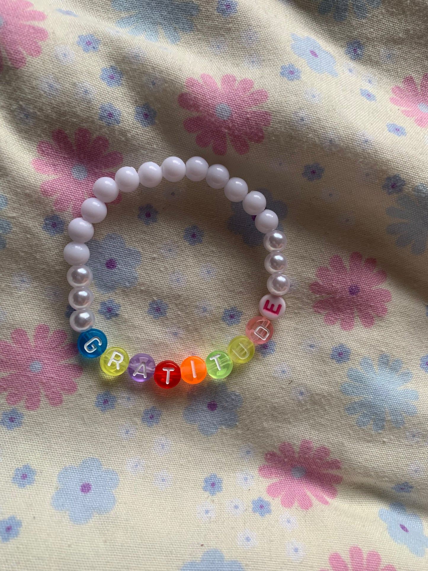 Gratitude beaded elastic bracelet